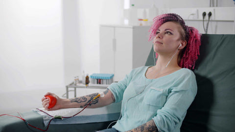 Chi ha tatuaggi può donare il sangue?