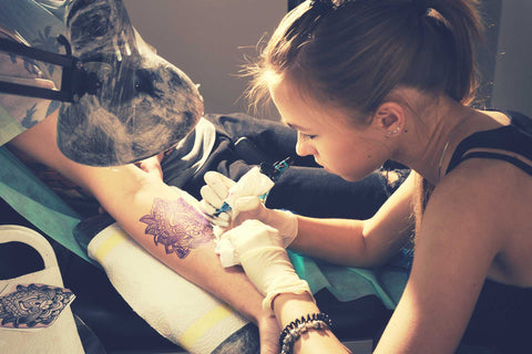 Come iniziare a tatuare